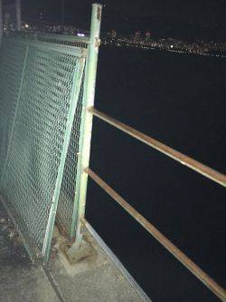 やっぱまだ寒い