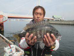 尼崎市立魚つり公園　ハネ、チヌ、セイゴ