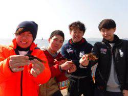 神戸市立平磯海づり公園 胴付でアイナメ・ガ…