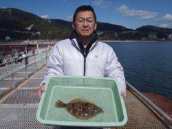 神戸市立須磨海づり公園　投げ釣りでカレイ