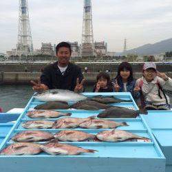 マリーナシティ海釣り公園　大会でマダイ・ヒラメ・ブリ