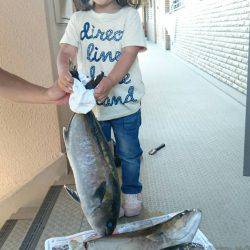 海上釣り堀レインボーでカンパチヒラマサ狙う