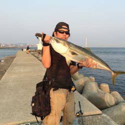 LSJタックルでブリ95cm!