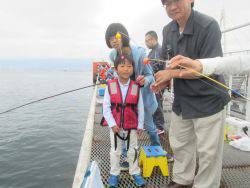 サビキ絶好調です♪　尼崎市立魚つり公園