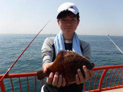 平磯海釣り公園　投げ釣りでメイタガレイ