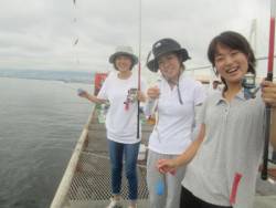 尼崎市立魚つり公園　豆アジ入れ食い