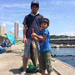 和歌山マリーナシティ海洋釣り堀　カンパチ、メジロ