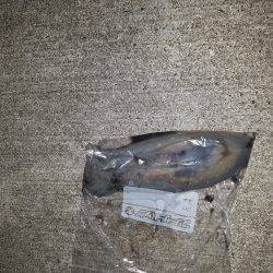 強風の中にて。