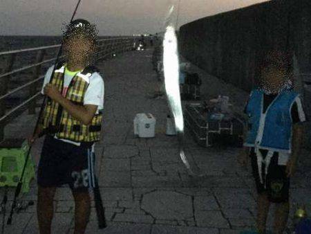 爆釣!ファミリーでタチウオワインド