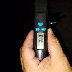 強風の中にて。