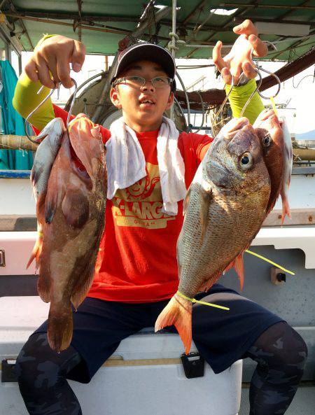 さんさん丸 釣果