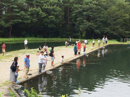 白州トラウトフィッシングエリア　シルフ 釣…