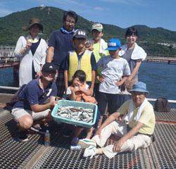 神戸市立須磨海づり公園 サビキでアジ、イワシ、ガシラ