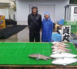 貞丸 釣果