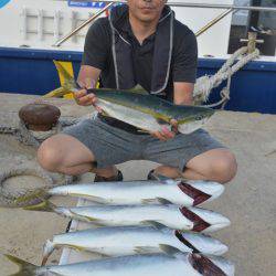 ジギング船 BLUEWATER 釣果