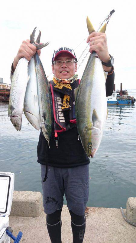 明石魚英初乗船