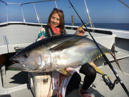 金色に輝く志摩沖の宝石