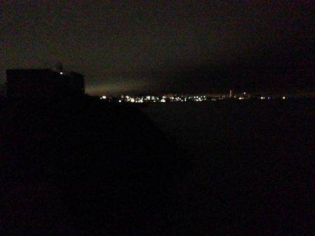 足元で釣れた！