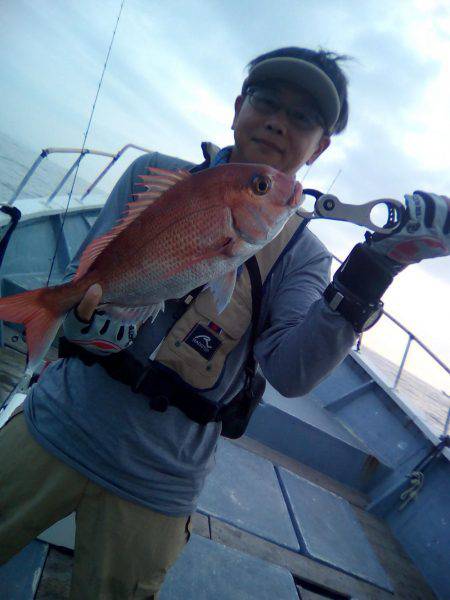 ファイヤードルフィン 釣果