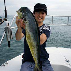 フルコンタクト 釣果