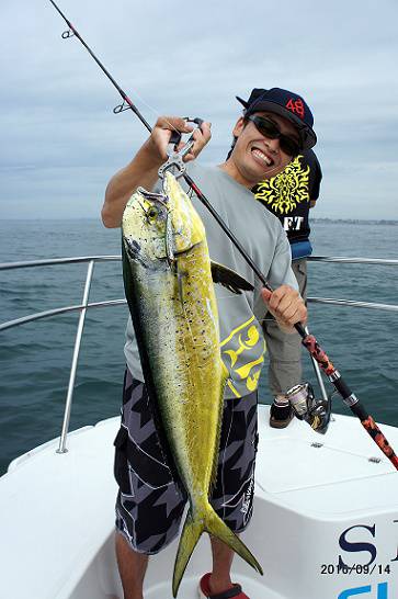 フルコンタクト 釣果