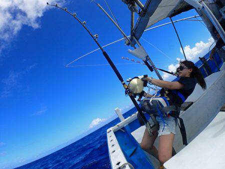 沖縄の釣船クレーンズ・鶴丸 釣果
