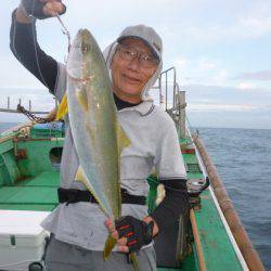 真祐丸 (しんゆうまる) 釣果