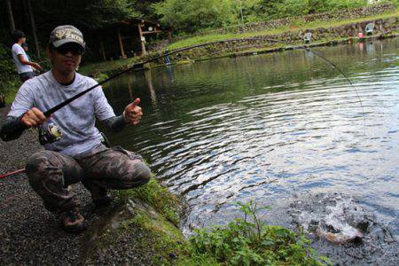 小菅トラウトガーデン 釣果