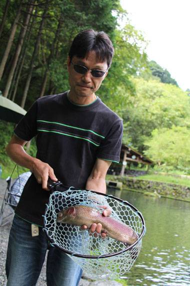 小菅トラウトガーデン 釣果