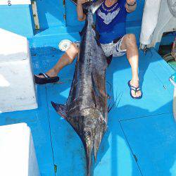 沖縄の釣船クレーンズ・鶴丸 釣果