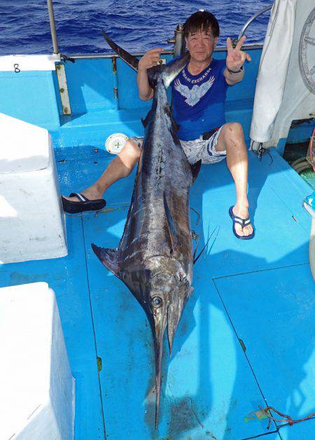 沖縄の釣船クレーンズ・鶴丸 釣果