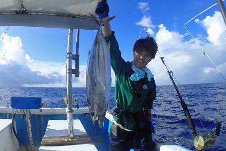 沖縄の釣船クレーンズ・鶴丸 釣果