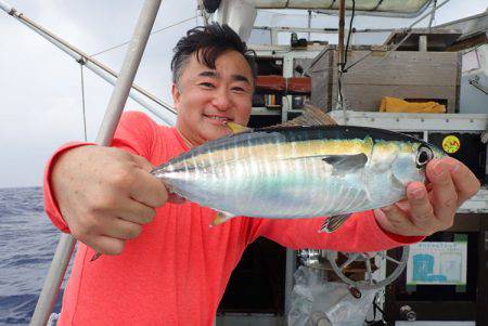 沖縄の釣船クレーンズ・鶴丸 釣果