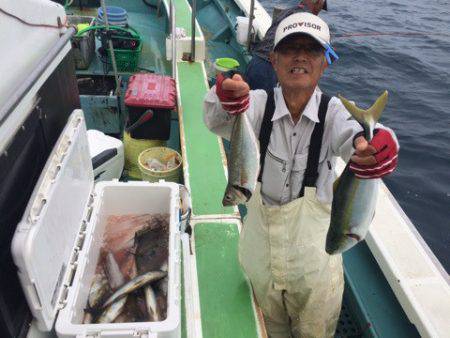 丸万釣船 釣果