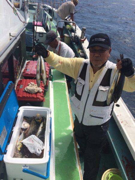 丸万釣船 釣果