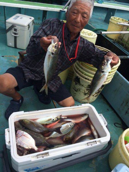 丸万釣船 釣果
