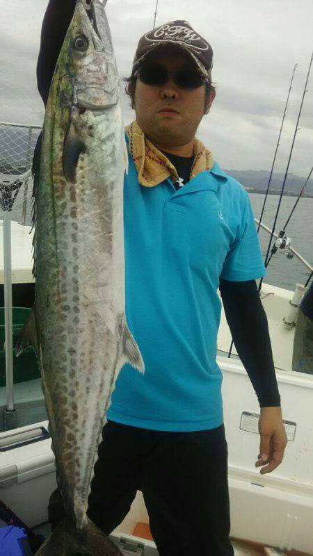 サンマリン 釣果