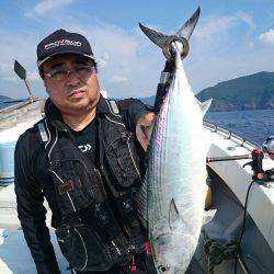 エンペラー 釣果