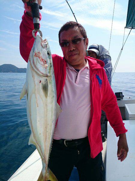 エンペラー 釣果