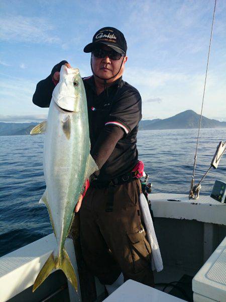 エンペラー 釣果