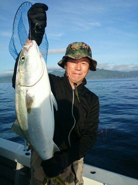 エンペラー 釣果