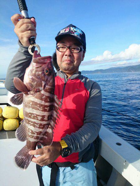 エンペラー 釣果