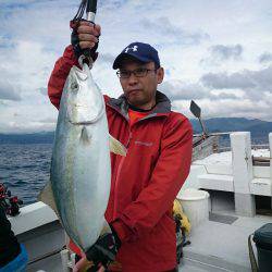 エンペラー 釣果