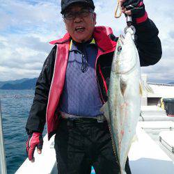 エンペラー 釣果