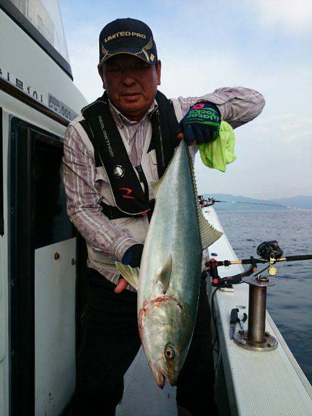 エンペラー 釣果