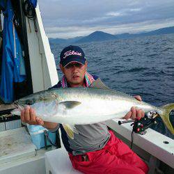 エンペラー 釣果