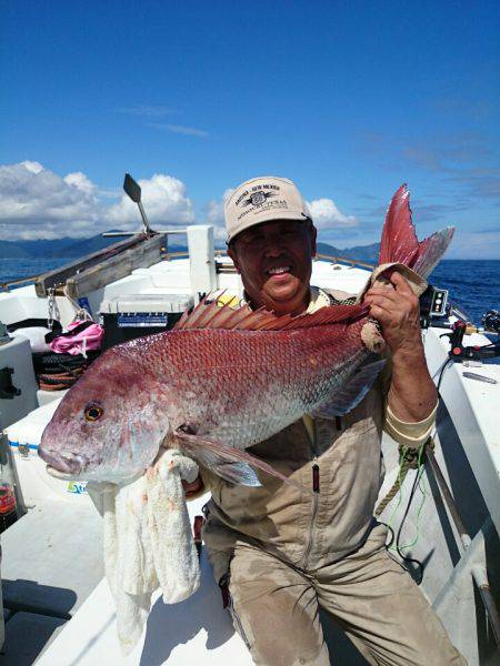 エンペラー 釣果