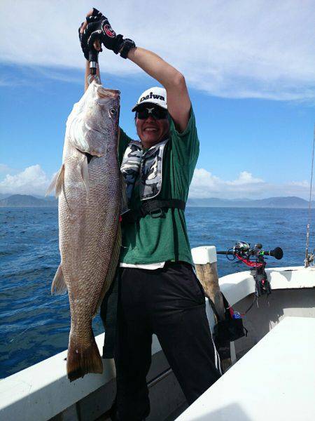 エンペラー 釣果