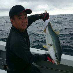 エンペラー 釣果