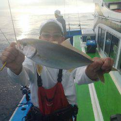 丸万釣船 釣果